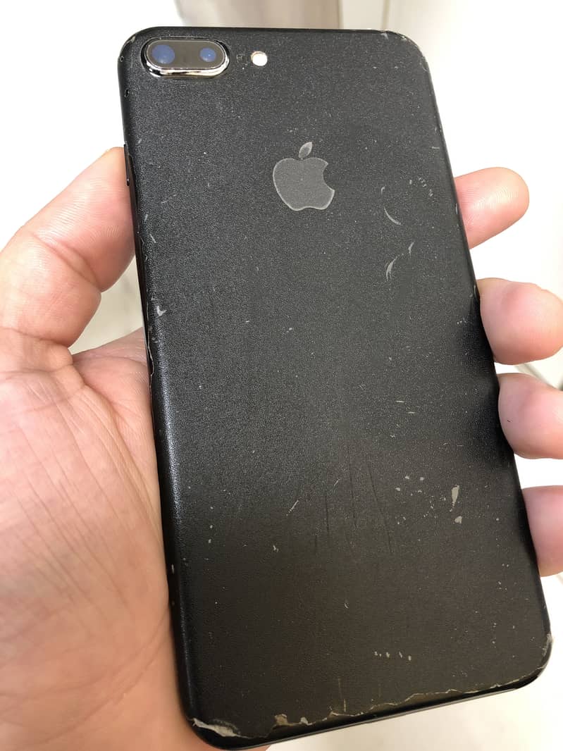 Apple iPhone 7 Plus 2