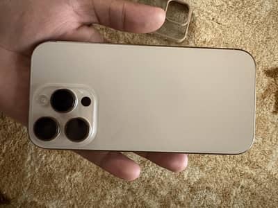 Apple iPhone 16 Pro