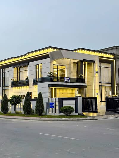 14 Marla House for Sale in Bahria Town Lahore | Prime Location