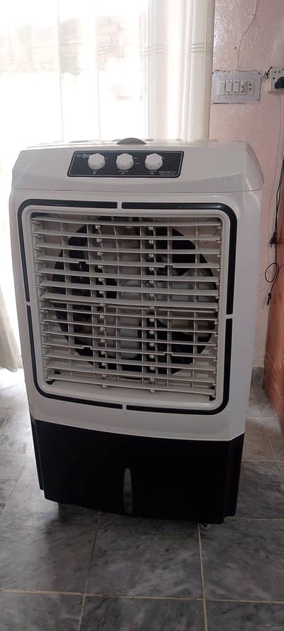 good condition 10/10 no issues in variety 1 year
