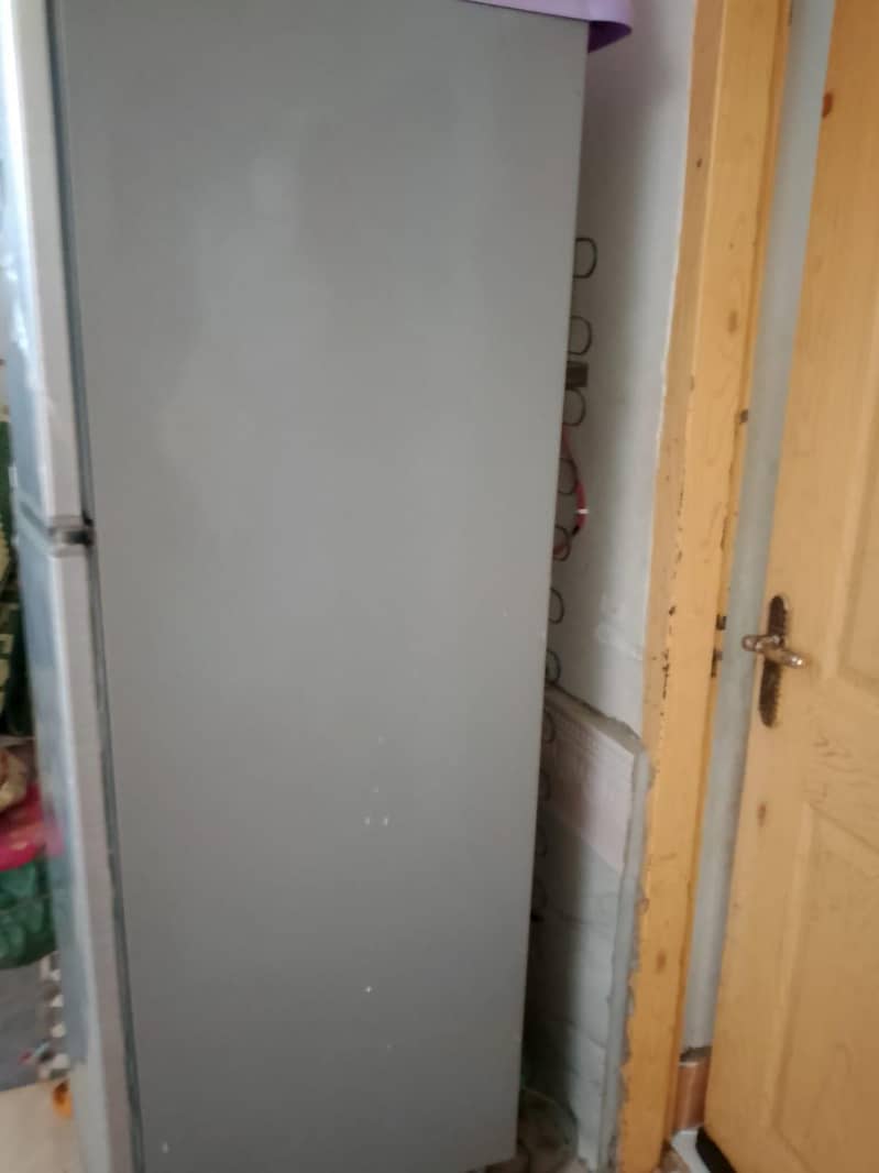 Dawlance fridge 7