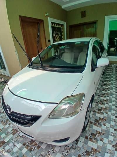Toyota Belta 2006