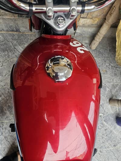 Full new tanks cd 70 10/9 scratch less