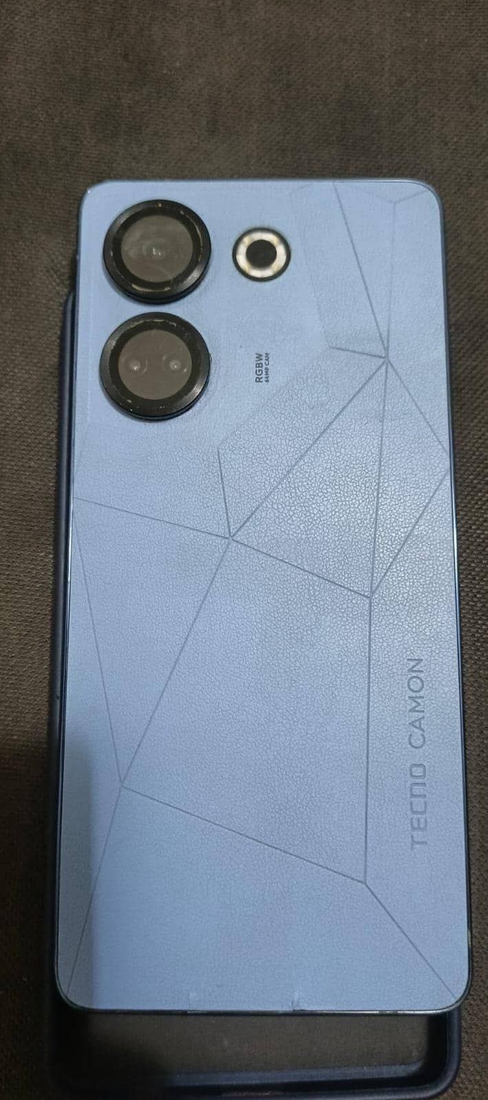 Tecno CAMON 20 2