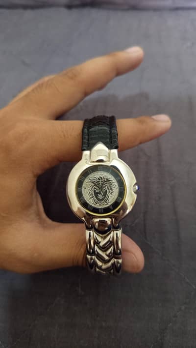 Vintage Gianni Versace Medusa Watch Ref 7008002