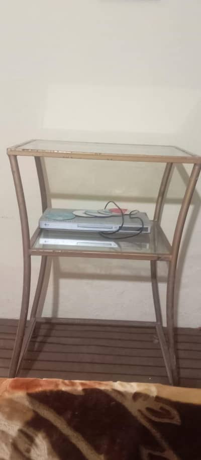TV AND CONSOLE TABLE