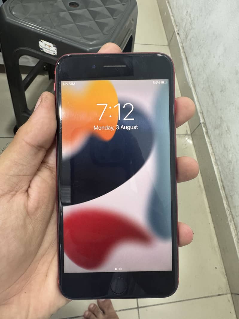 Apple iPhone 8 Plus 1