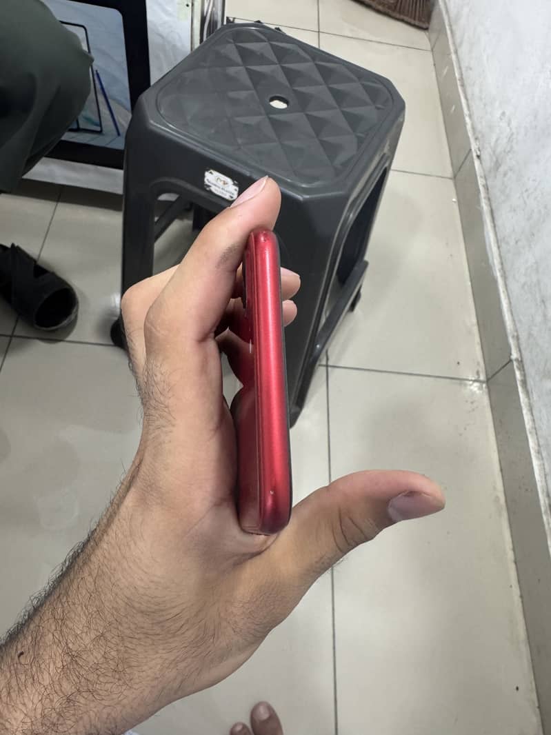 Apple iPhone 8 Plus 3