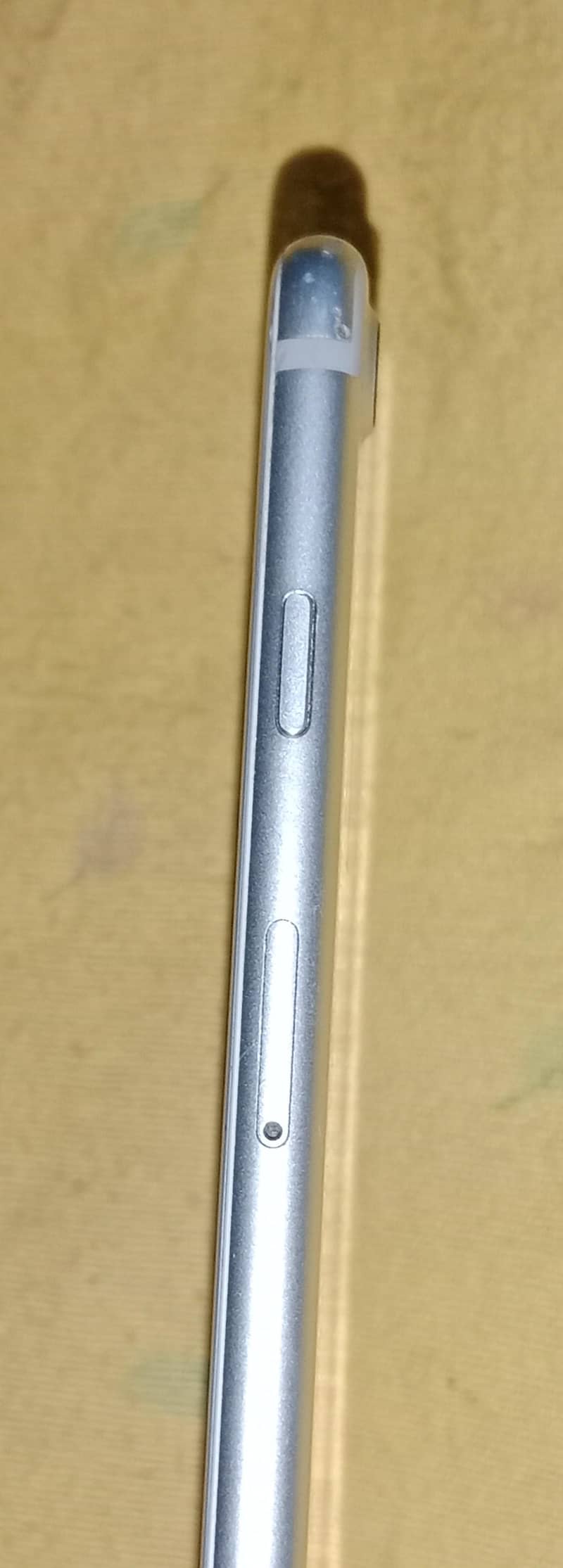 Apple iPhone 7 2