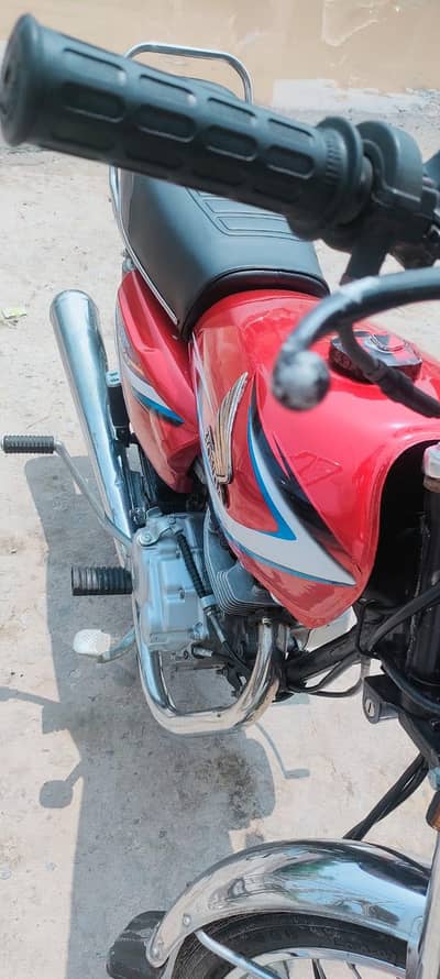 Honda 125 lush condition