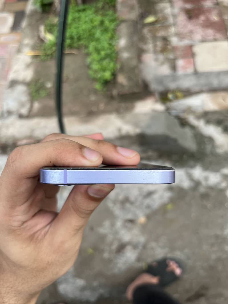 Apple iPhone 12 2