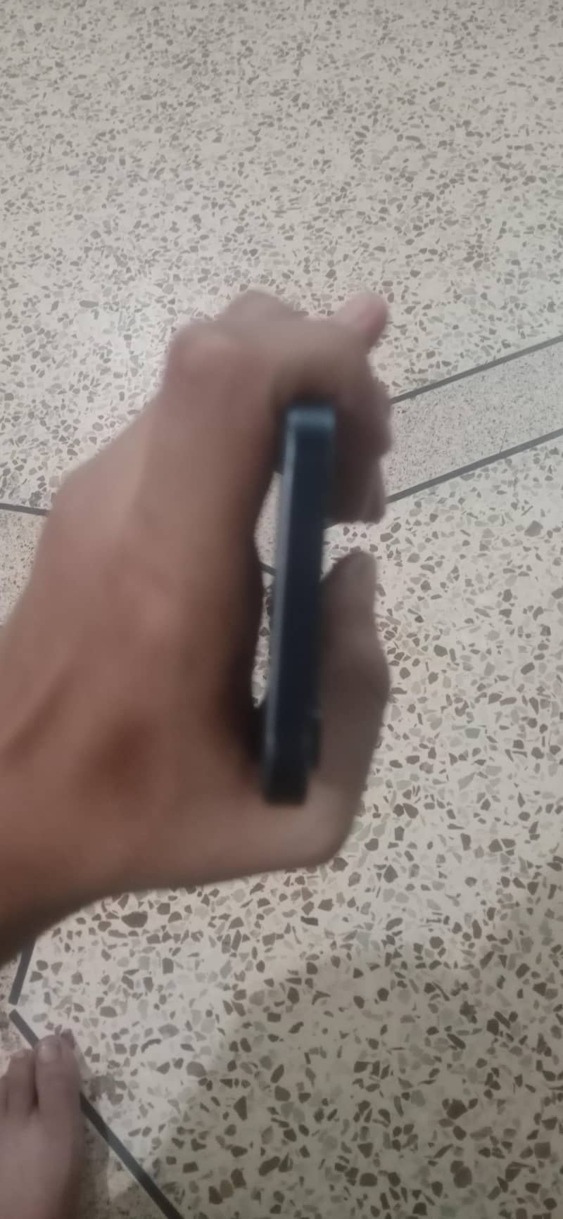 Apple iPhone 12 3