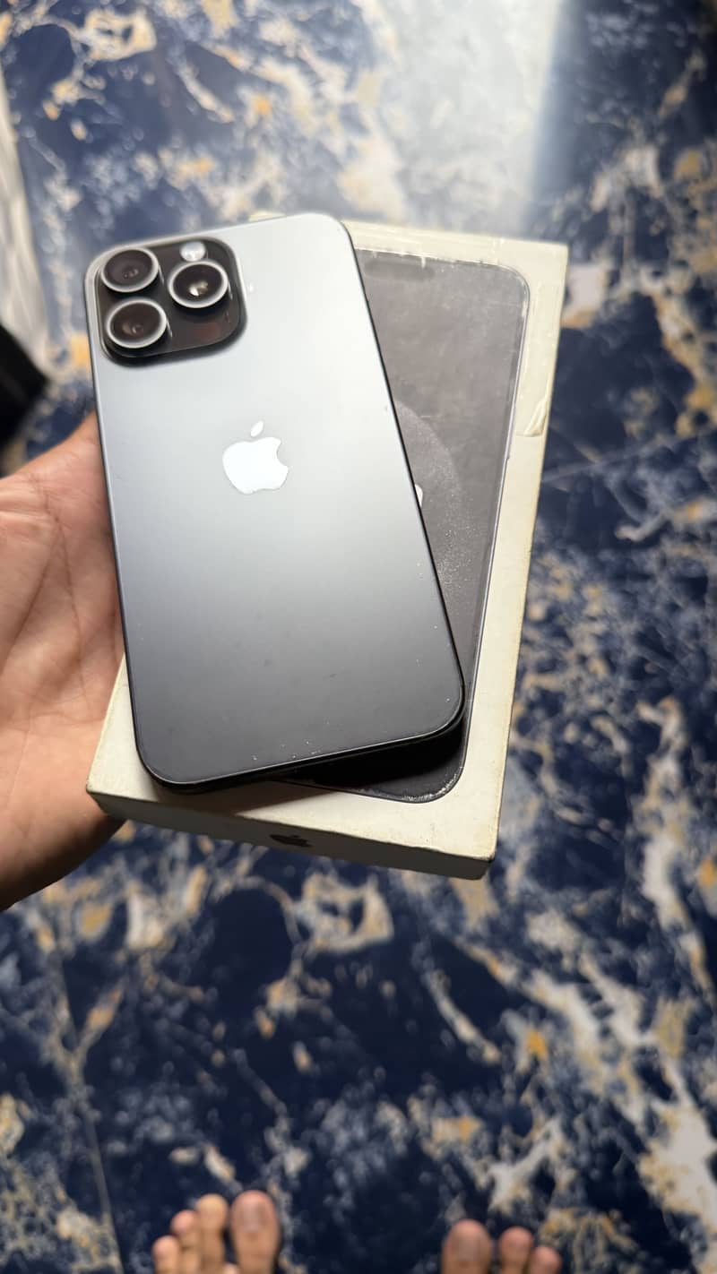 Iphone 15 Pro Max 4