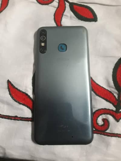 Infinix Hot 8 (2/32)
