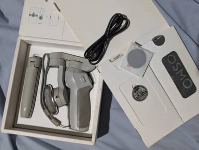 DJI OM 4 Gimbal & Stabilizer