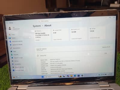 i3 11 Gen 8gb DDR 4 256 SSD nvme