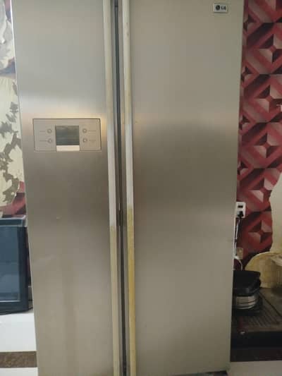 LG Double Door Refrigerator/Non-Inverter/Manual/Defrost/Urgent Sale