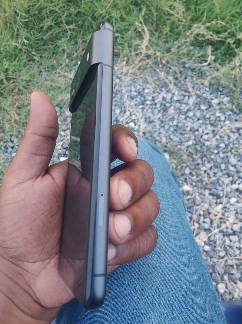 Google Pixel 8 3