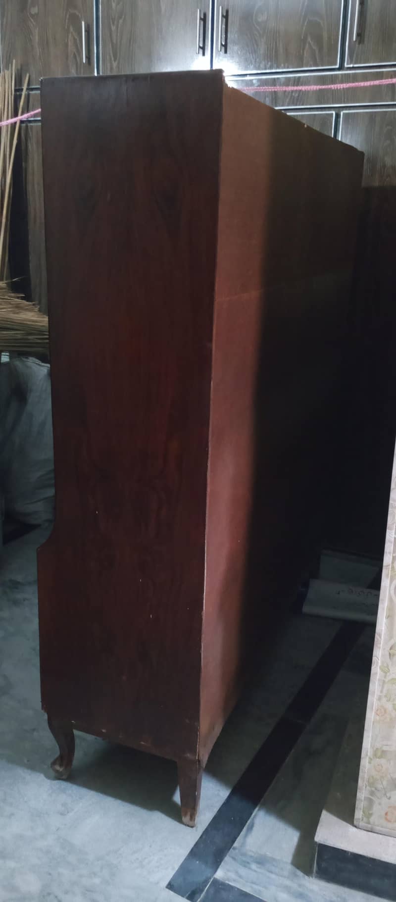 Cupboard 0