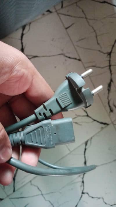 xbox 360 power cable in new condition