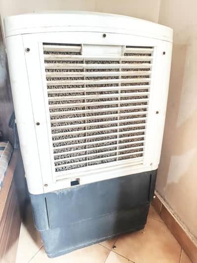 Air Cooler New Condition slightly used