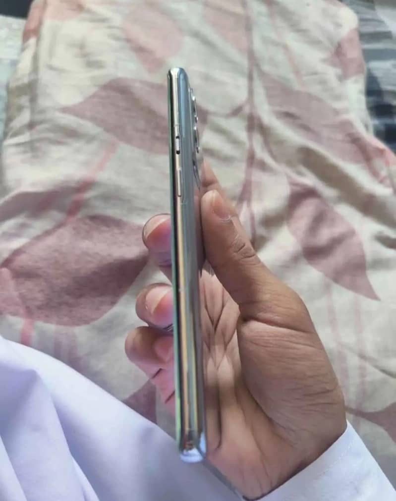 One Plus 9 pro 5G 1