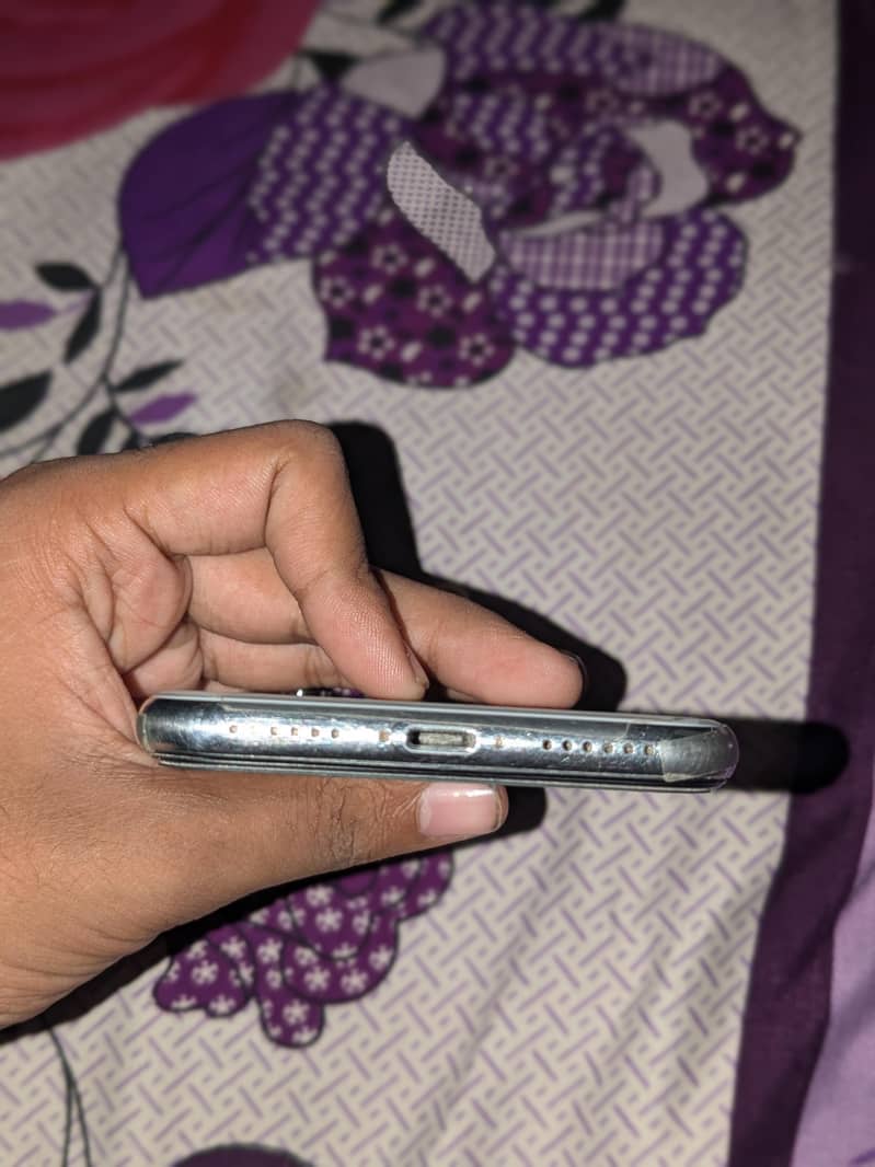 Apple iPhone X 2