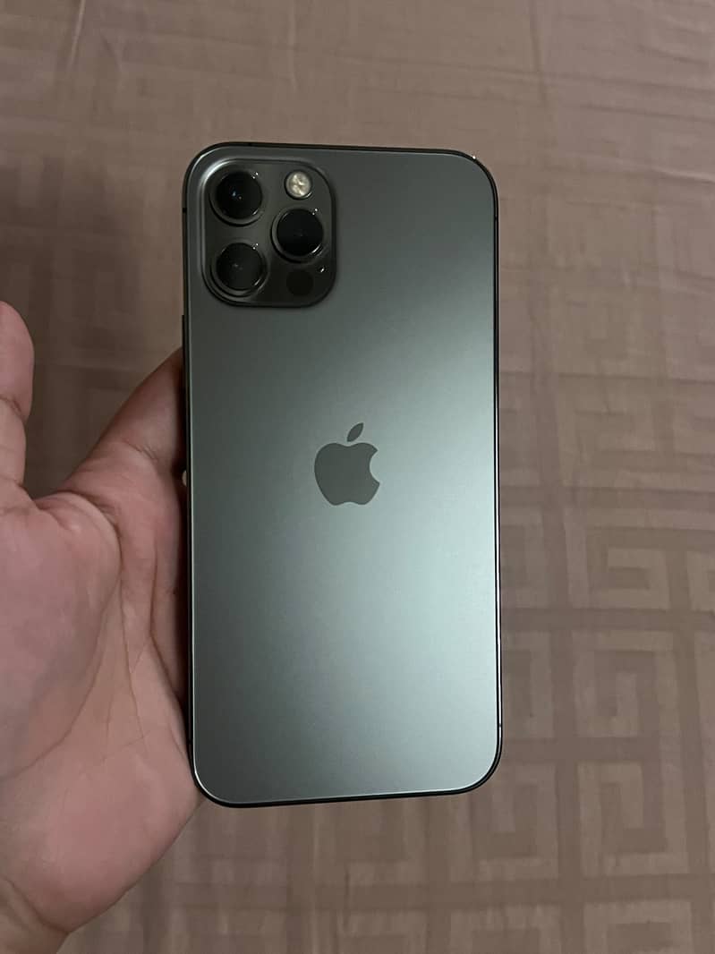 Apple iPhone 12 Pro 1