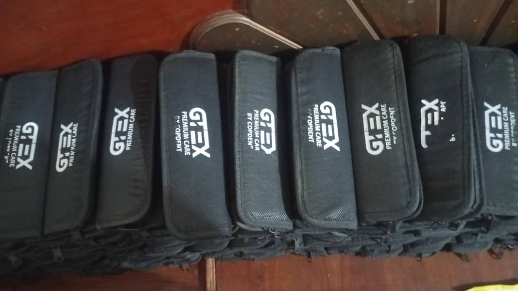 pouch available 6