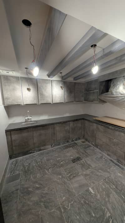 10 Marla House For Rent Separate Upper Portion Madina Town Near Canal Road
