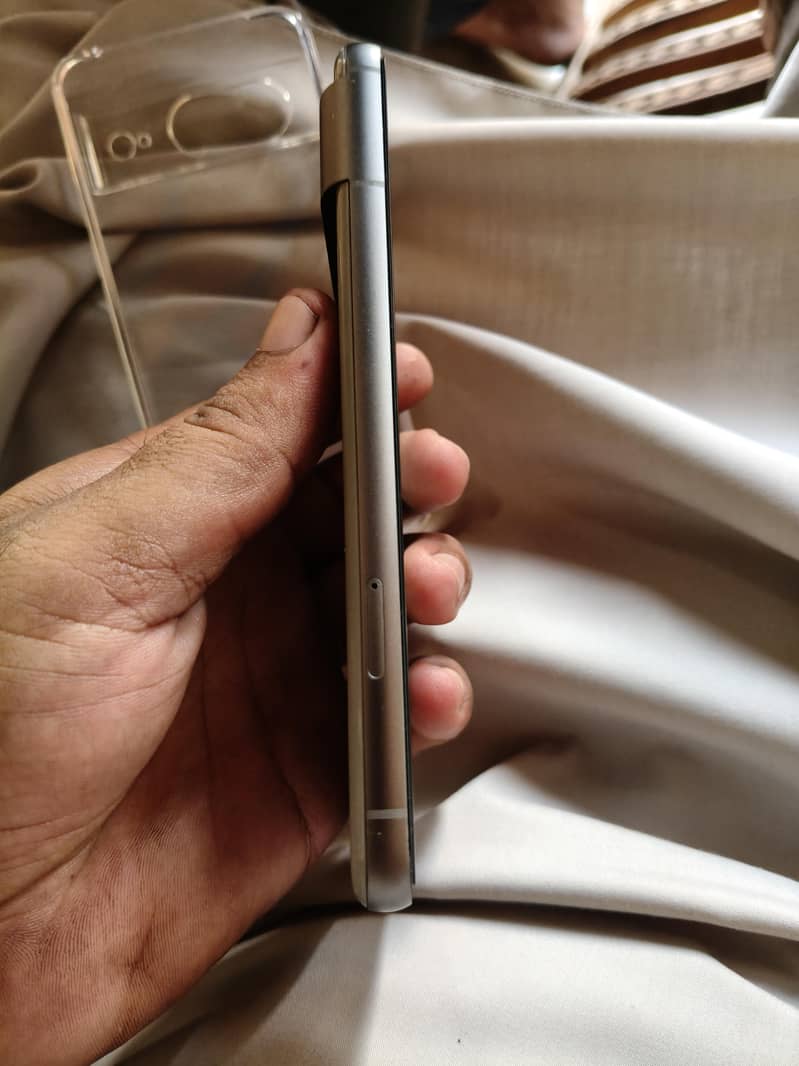 Google Pixel 8 3