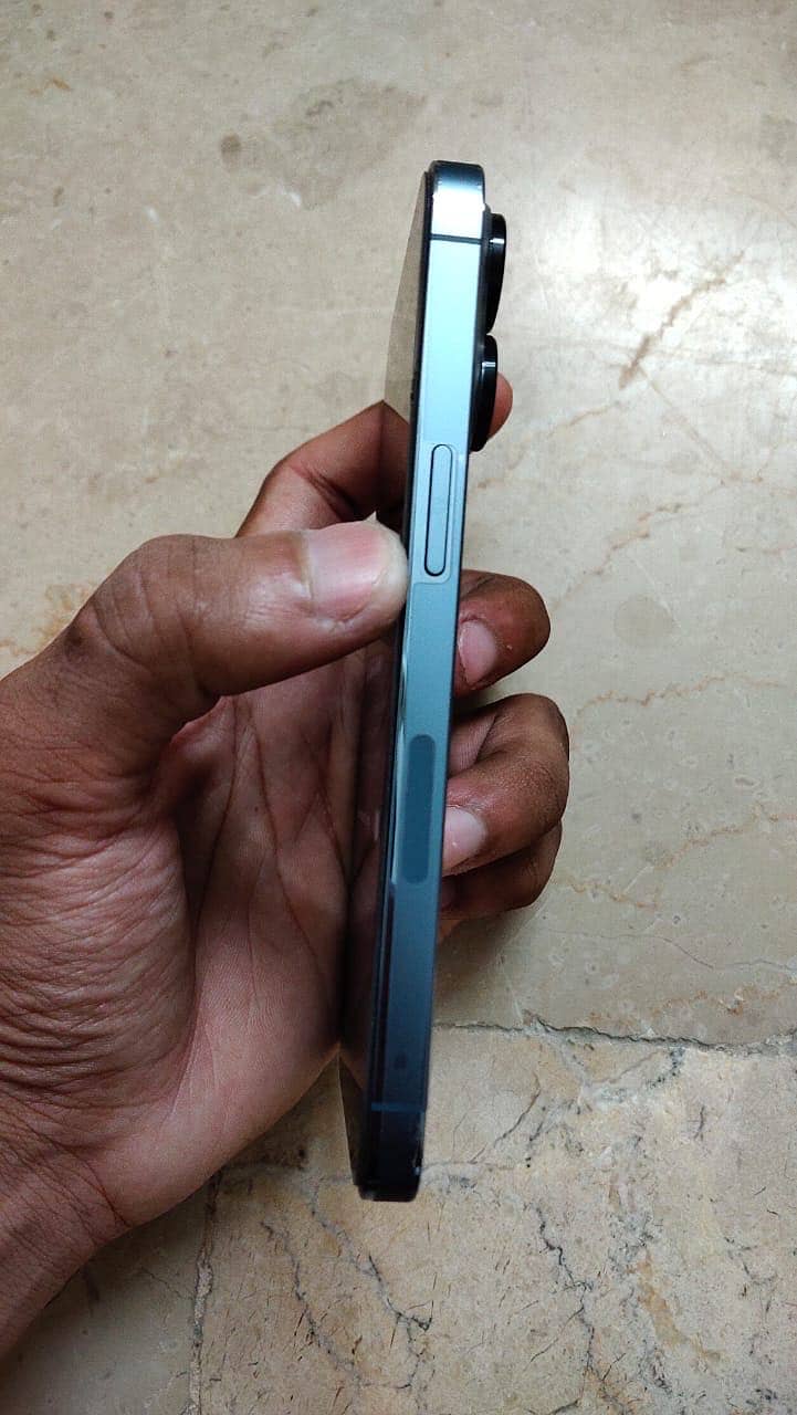 iPhone 13 Pro jv 3