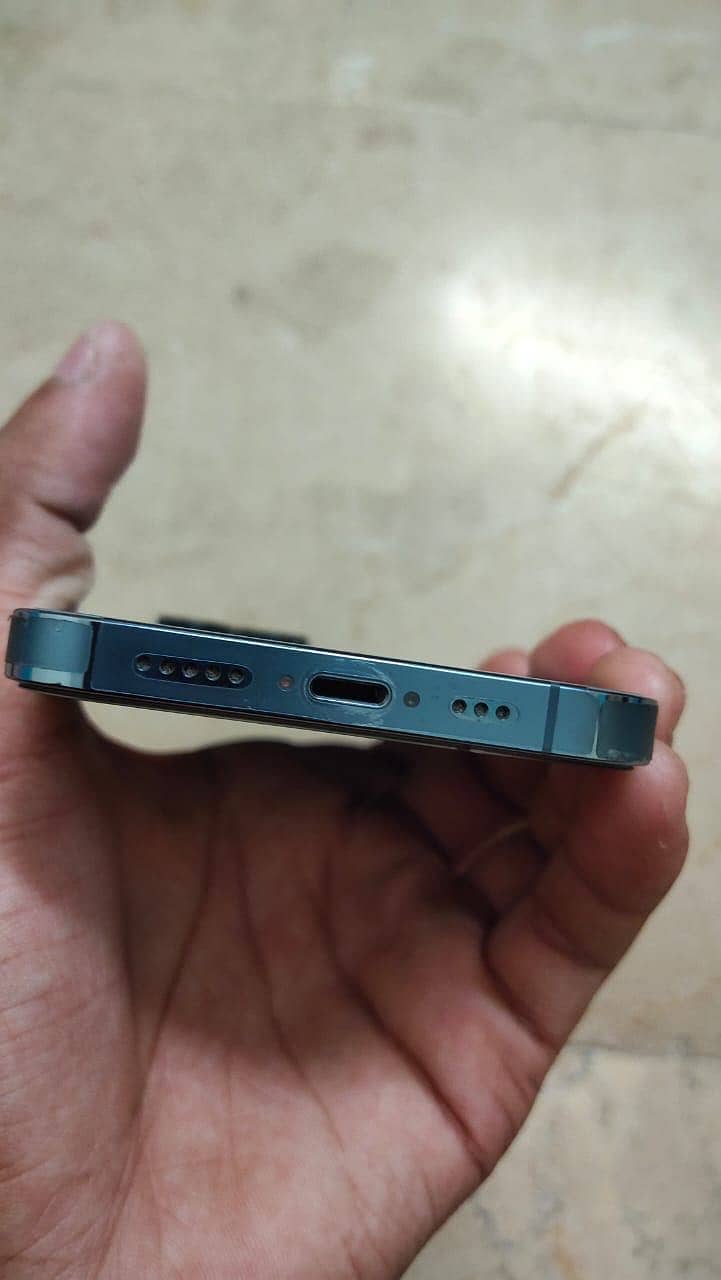 iPhone 13 Pro jv 6