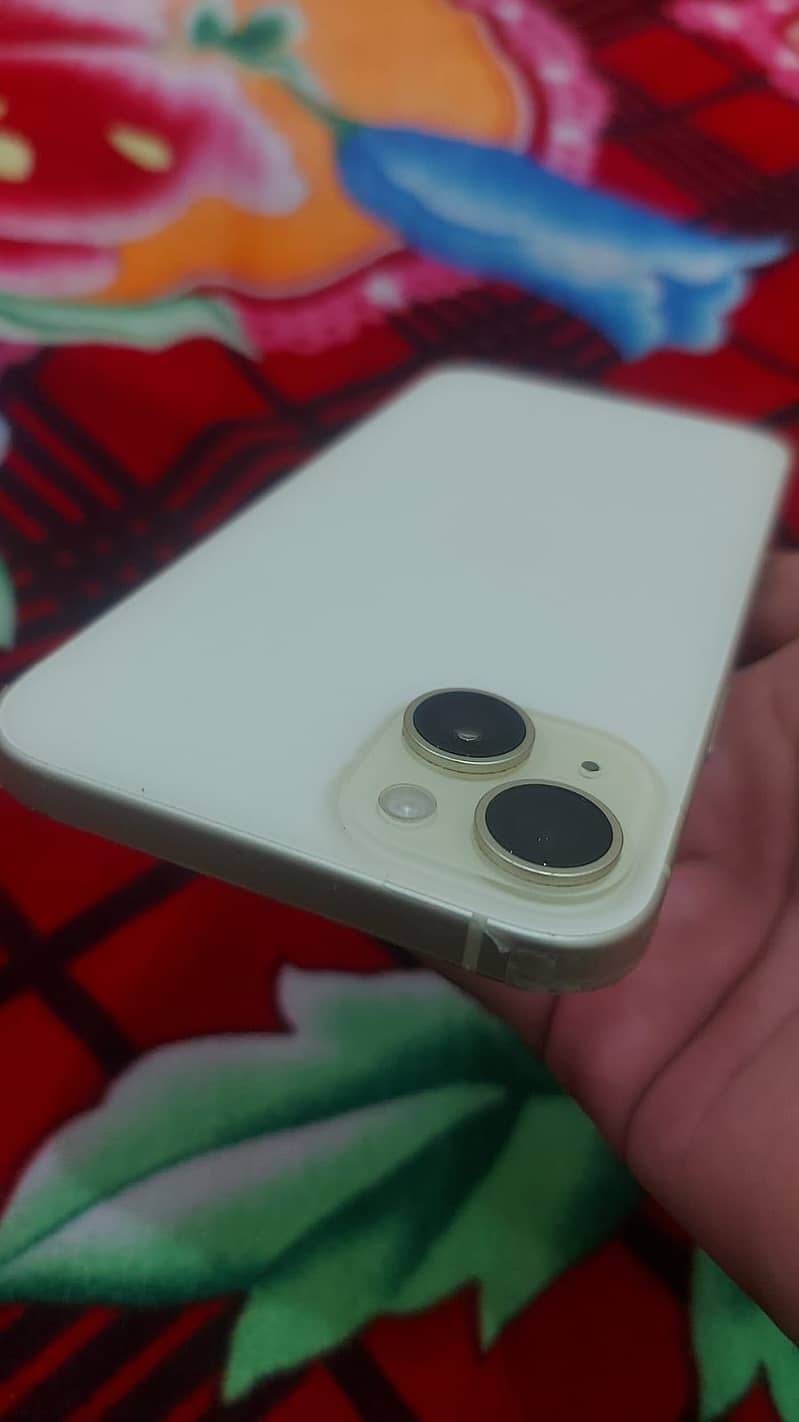 Apple iPhone 15 plus 2