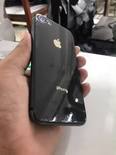 Apple iPhone 8