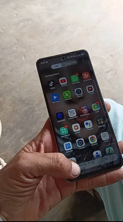 Realme C75 0