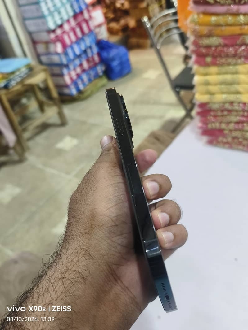 iPhone 14 Pro Max Jv 10/10 condition 3