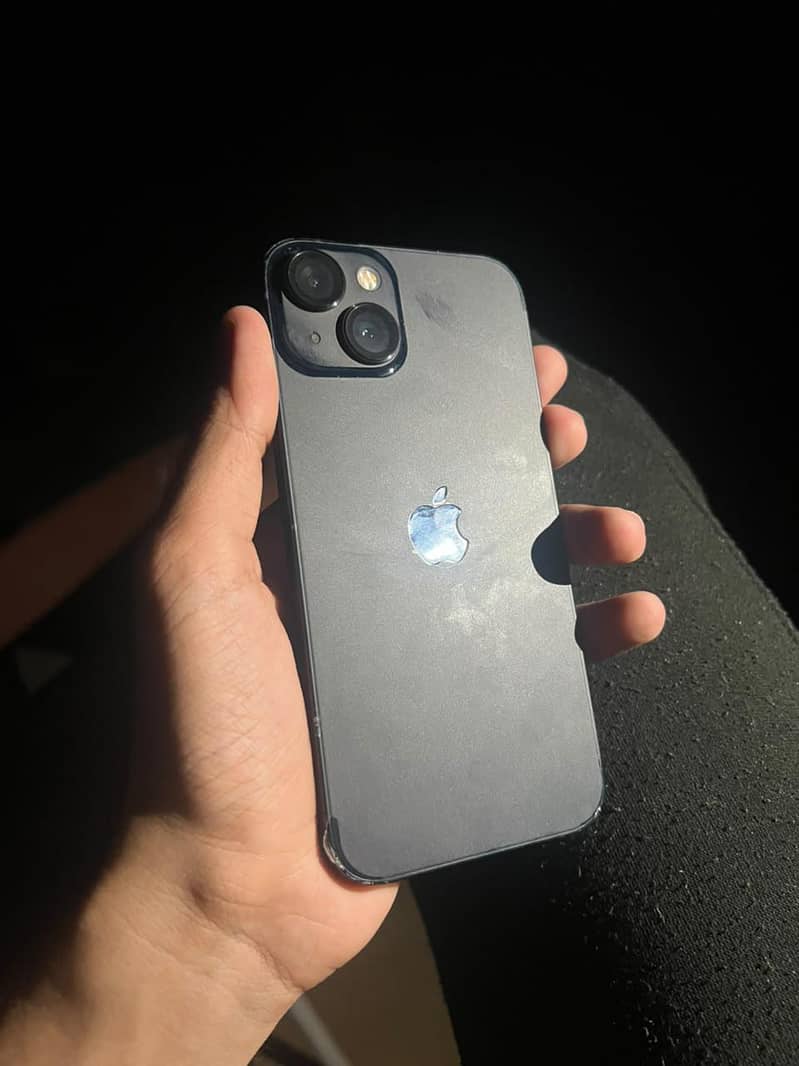 Apple iPhone 13 0