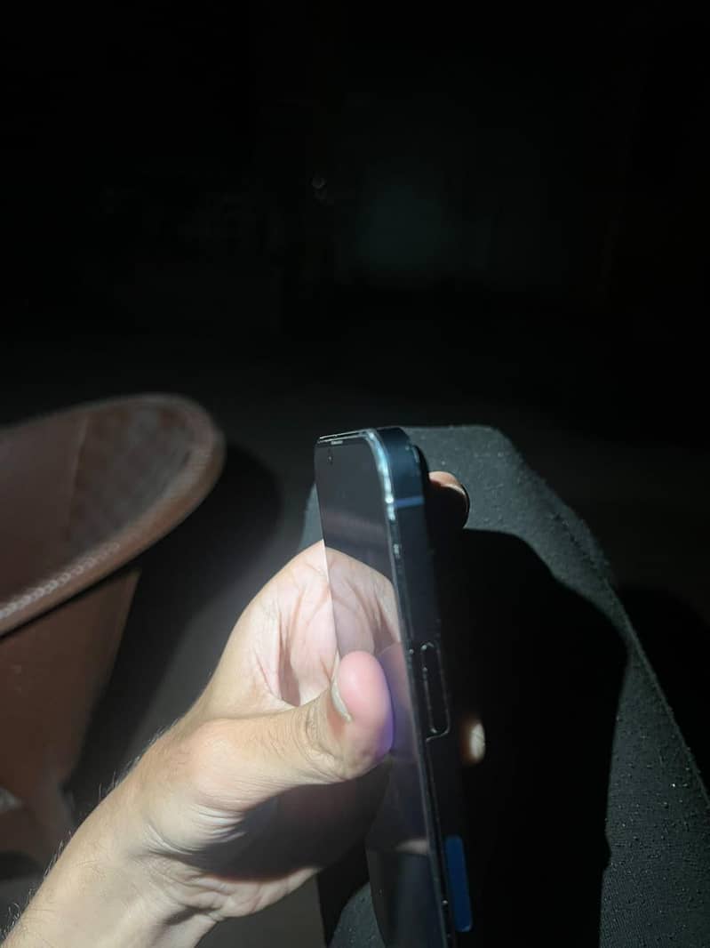 Apple iPhone 13 4