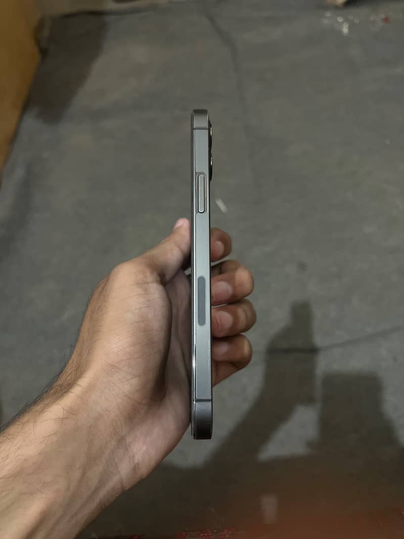 iPhone 12 Pro 1