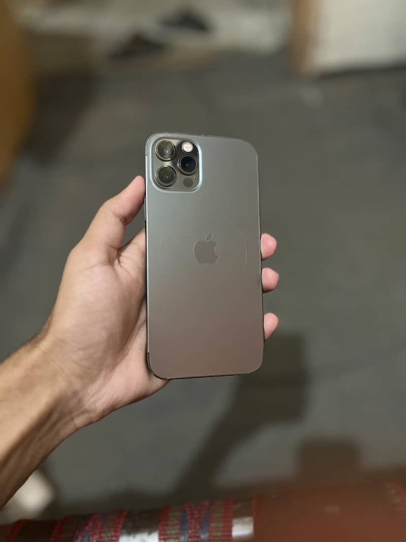 iPhone 12 Pro 2
