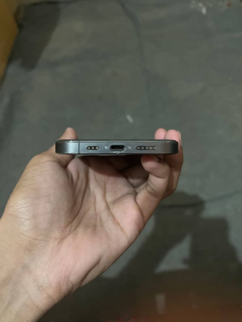 iPhone 12 Pro 6