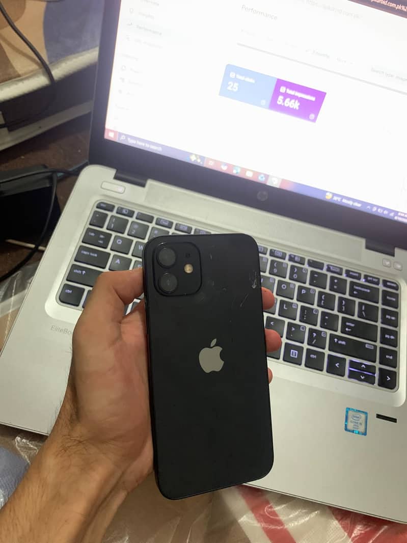 Iphone 12 3