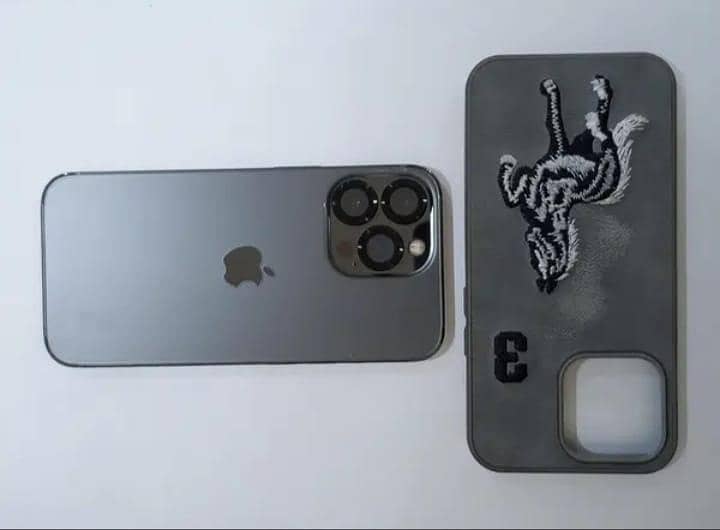 Apple iPhone 13 Pro 4