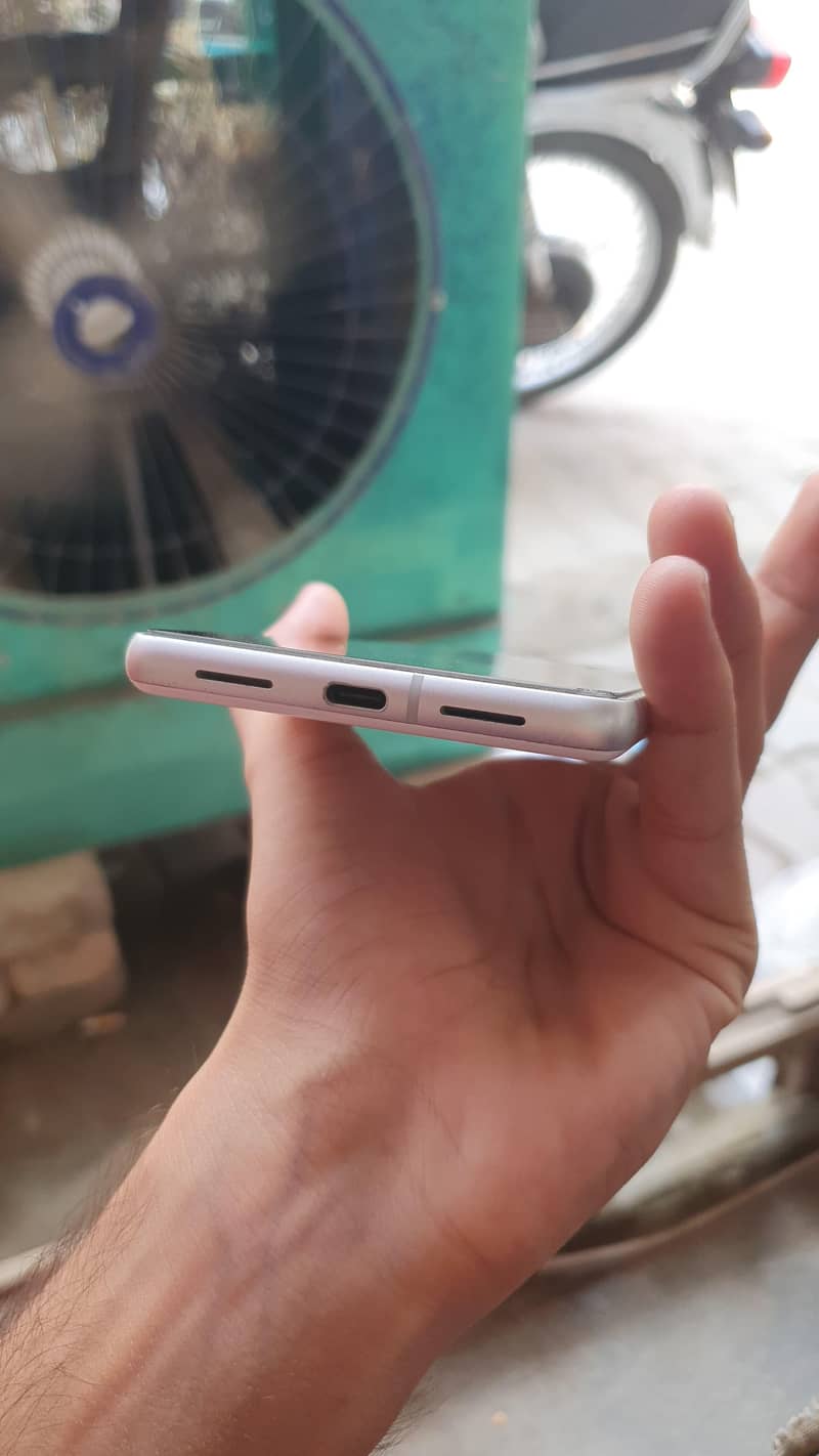 Google Pixel 7 2