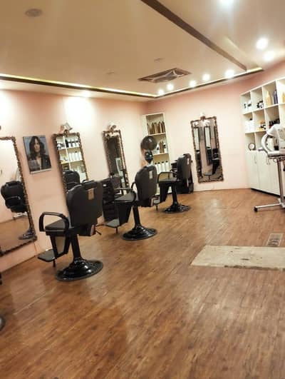 saloon for sale in bahria town phase 4 .