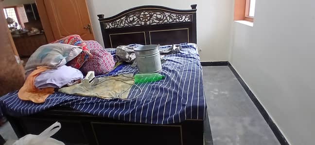 Dubble bed with spri g matters