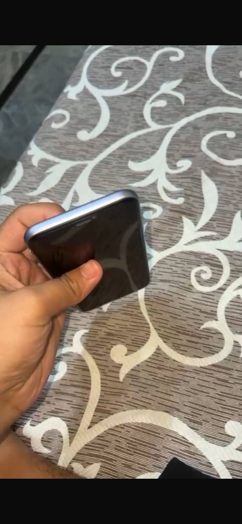 Apple iPhone 11 3