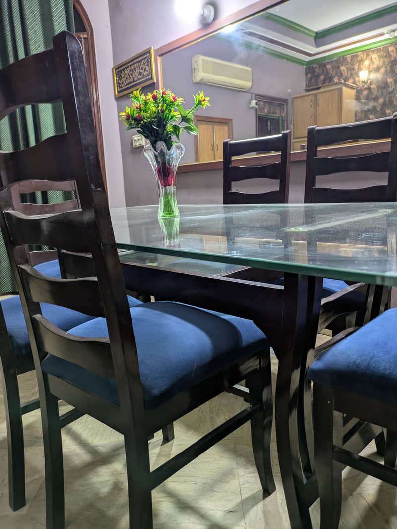 Dining table for Six 1