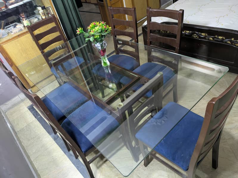 Dining table for Six 4